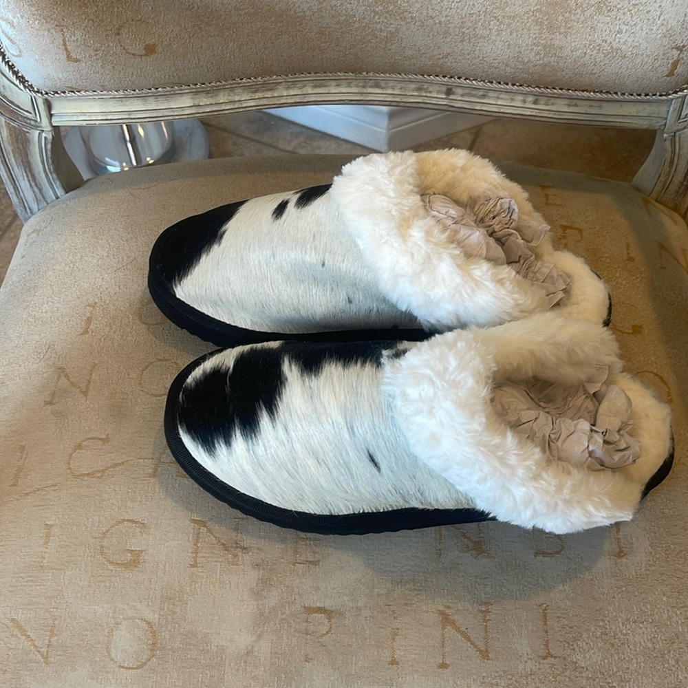 MYRA-Alamosa Hair-On Hide Lined Slippers In Black & White - Picture 2 of 3